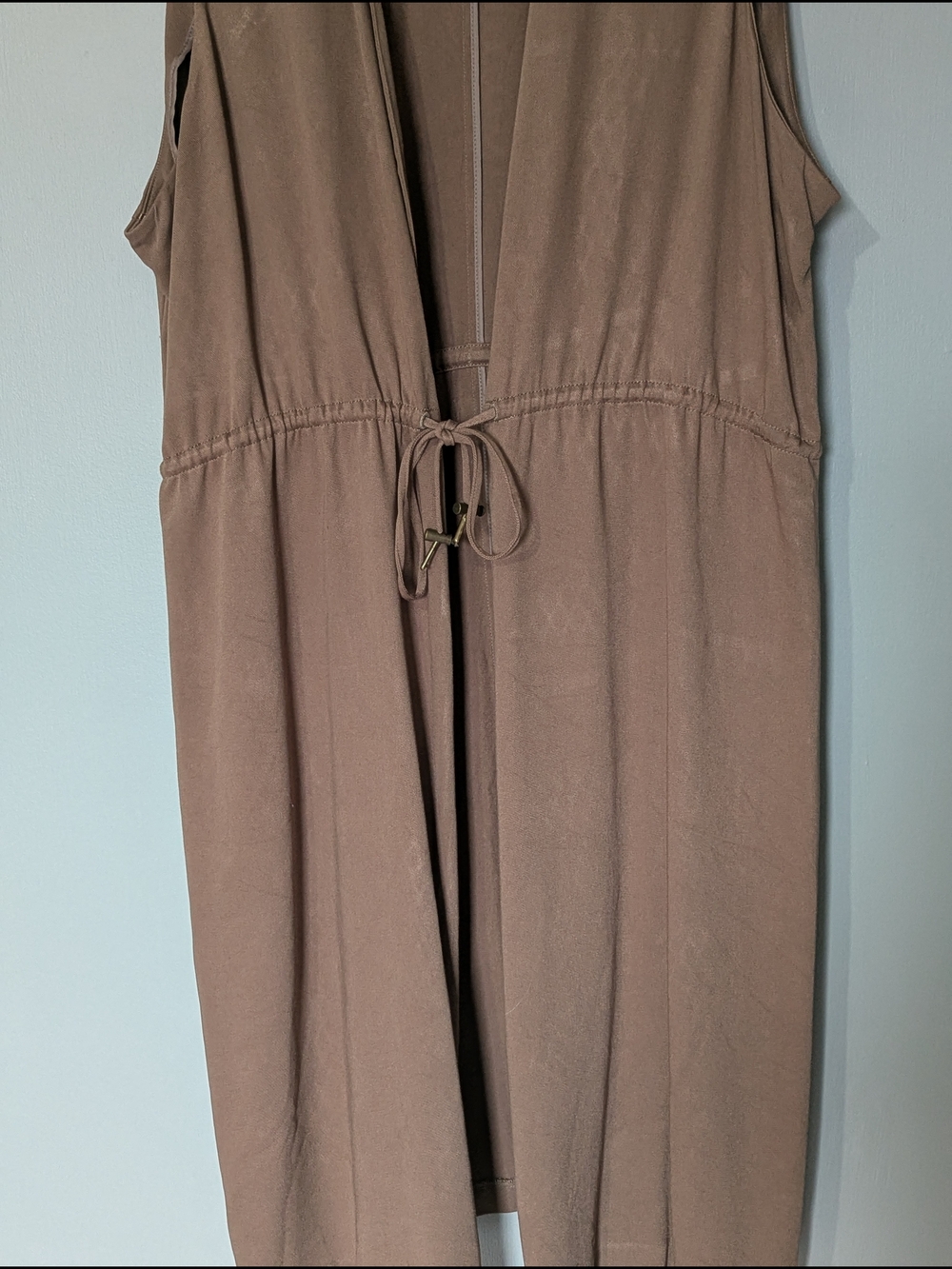 Ricki's Women's Sleeveless Drawstring Duster Vest Minimalist Utilitarian - Picture 3 of 6